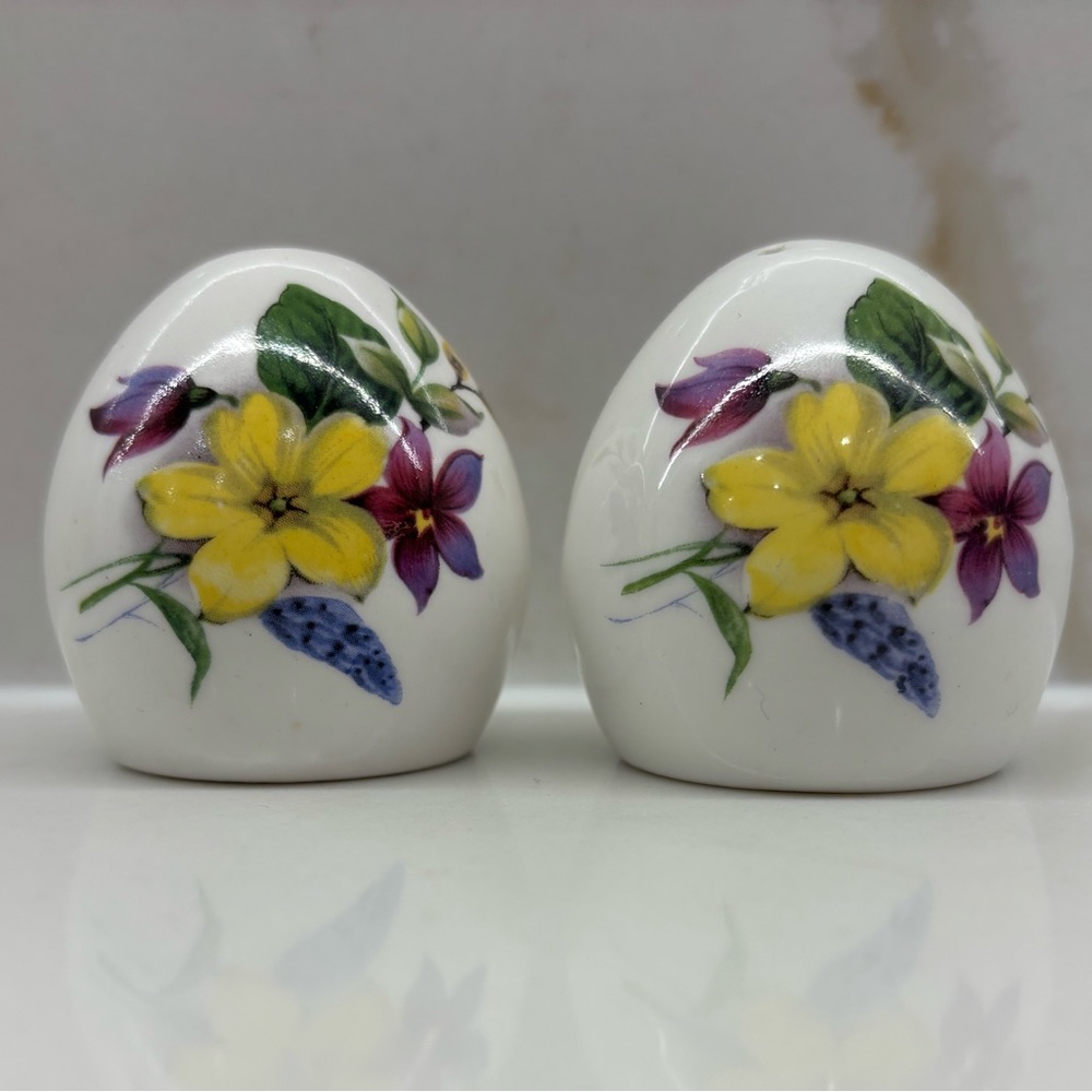 Vintage Sandford England Yellow Floral Bone China Salt Pepper Shakers Flowers